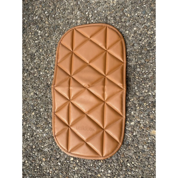 UNIKLOOK Padded Quilted Vegan Faux Leather Baby Changing Mat in Brown, Unused - Picture 3 of 5